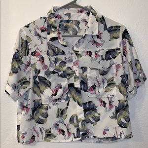 Hollister Tropical/Retro cropped button top